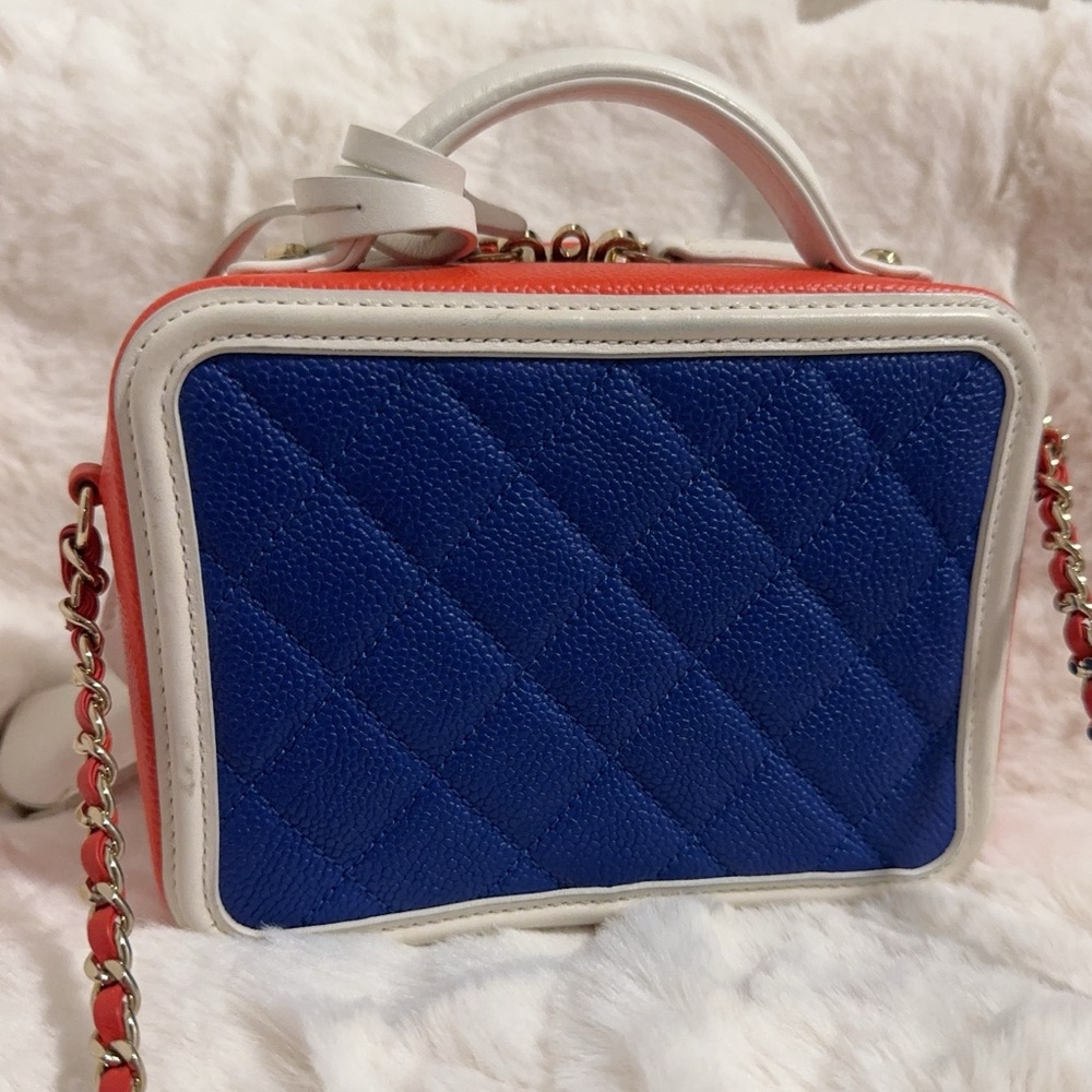 Chanel Multicolor CC Filigree Vanity Case Shoulder Bags - Picture 4 of 14